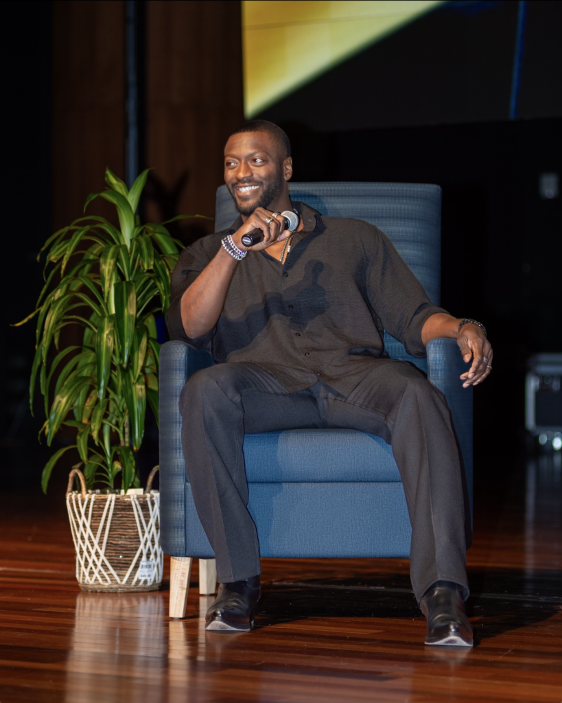 ブルックスブラザーズ3セット　hodges Morehouse Hosts Aldis Hodge At Exclusive 